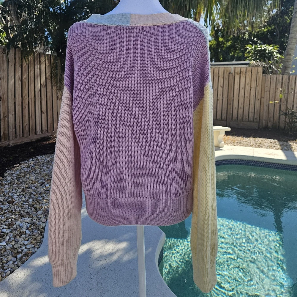 NEW BCBGeneration Colorblock Knit Buttoned Cardigan Size S Pastel Y2K Girlhood - Picture 6 of 13